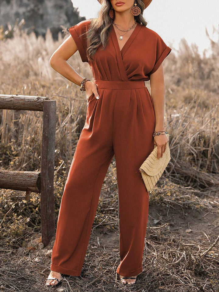 Clara - Sommerlicher Jumpsuit mit V-Ausschnitt