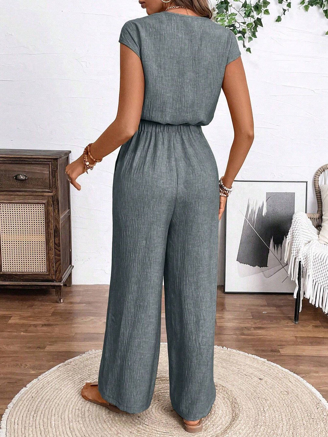 Mira - Luftiger Jumpsuit mit Knöpfen
