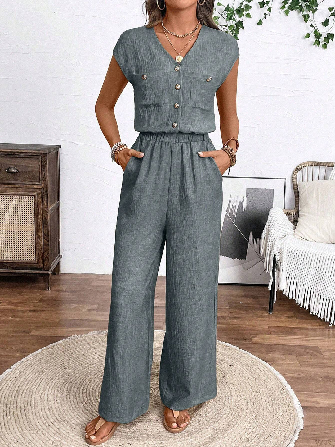 Mira - Luftiger Jumpsuit mit Knöpfen