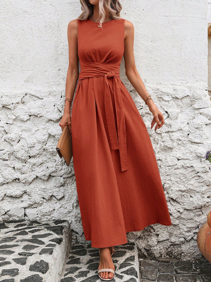 Mara - Ärmelloses Kleid mit Gürtel