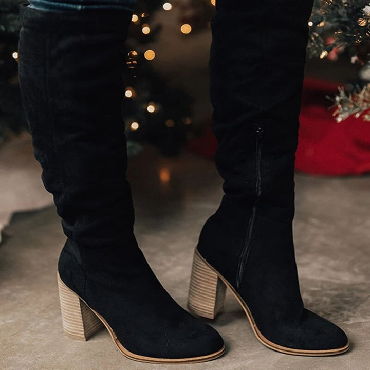 Adele – Klassische Wildlederstiefeletten