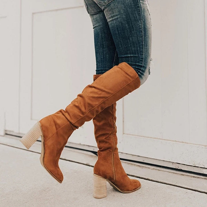 Adele – Klassische Wildlederstiefeletten
