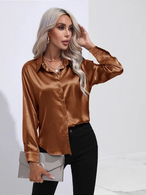 Lena - Elegante Satinbluse mit langen Ärmeln