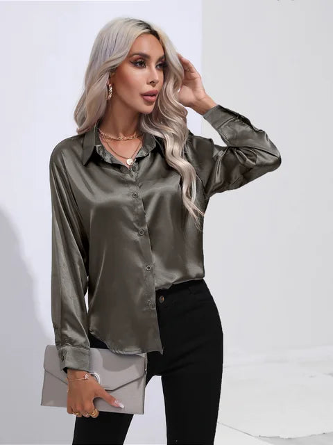 Lena - Elegante Satinbluse mit langen Ärmeln