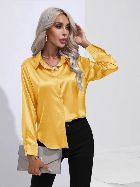 Lena - Elegante Satinbluse mit langen Ärmeln