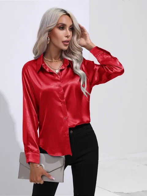 Lena - Elegante Satinbluse mit langen Ärmeln