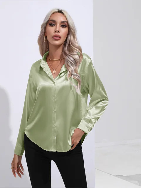Lena - Elegante Satinbluse mit langen Ärmeln