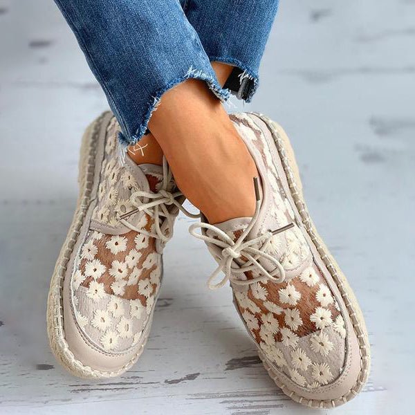 Stephanie - Eleganter Damenschuh mit Stickerei
