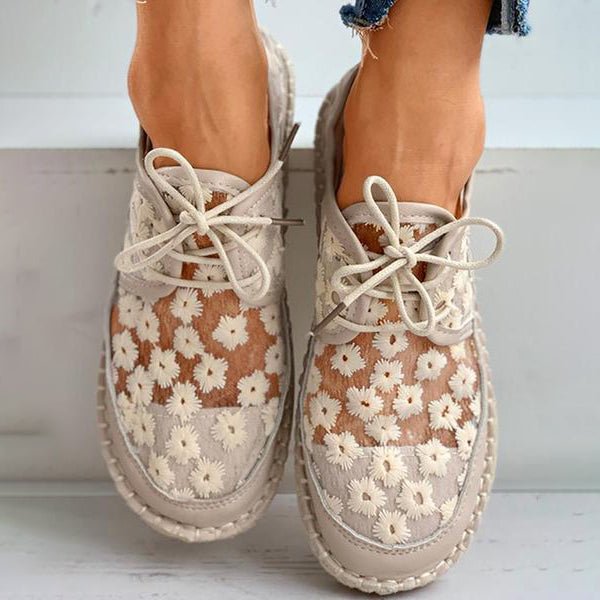 Stephanie - Eleganter Damenschuh mit Stickerei