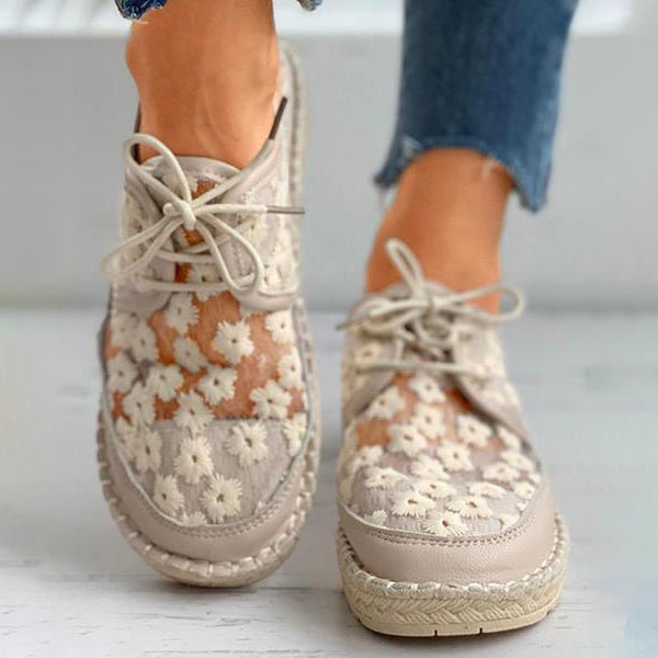 Stephanie - Eleganter Damenschuh mit Stickerei